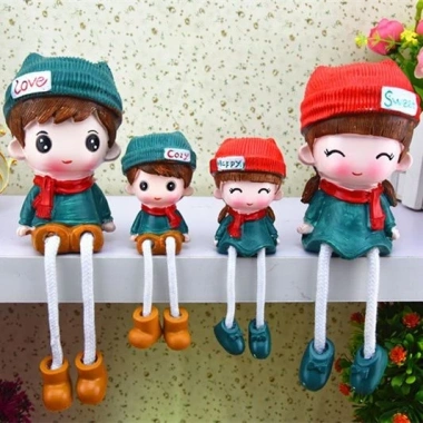 Bộ Sưu Tập Người 4 Thành Viên - Trang Trí Tường Phòng Khách, Quà Tặng Nhỏ, Búp Bê Treo Hoạt Hình Giá 141.680 VND