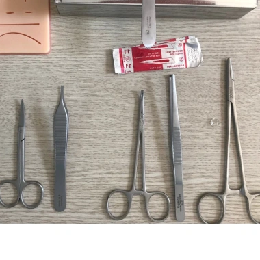 Bộ tiểu phẫu, phẫu thuật & tập khâu cho sinh viên y khoa - Giá ưu đãi 406.000 VND 4