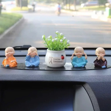 Bộ tượng chú tiểu hòa thượng 4 món - May mắn, bình an, trang trí xe hơi & bàn làm việc - Giá ưu đãi 112.000đ
