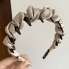Bờm Băng Đô Răng Sóng Đen Nâu - Be Phủ Satin Phong Cách Hàn Quốc Mẫu Mới 15.000₫ 10