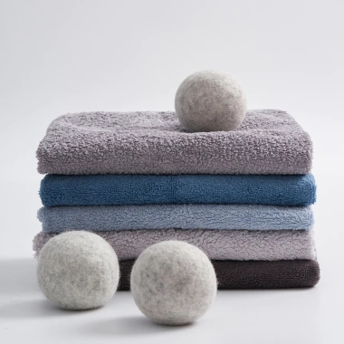 Bóng sấy len lông cừu Sen Đá Home Bedding 7-8cm - mềm, giảm tĩnh điện, tiết kiệm năng lượng, giá 265k