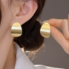 Bông tai GUSIRI cao cấp thời trang Hàn Quốc - Thiết kế đơn giản, cổ điển cho nữ, giảm còn 21.200 VND 2