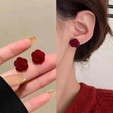 Bông tai hoa trà đỏ nhung sang chảnh - Khuyên tai Hàn Quốc, giảm còn 18.999₫ 4