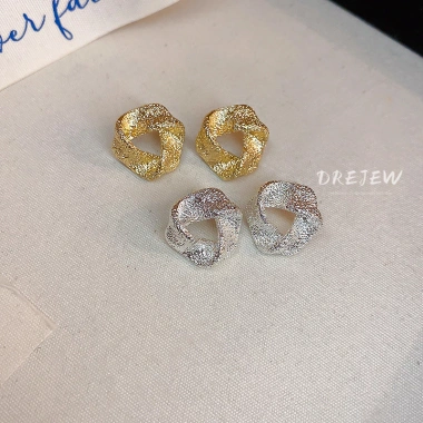Bông Tai Kim Bạc Hình Tam Giác Cá Nhân Hóa Không Gây Dị Ứng Cho Nữ - Thời Trang 7