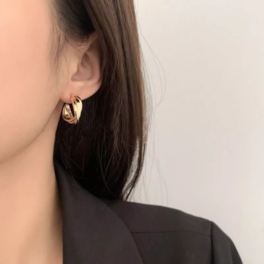 Bông tai nữ Khoen tròn bản to mạ vàng - Cá tính thời trang đi tiệc, 19.600₫ 7