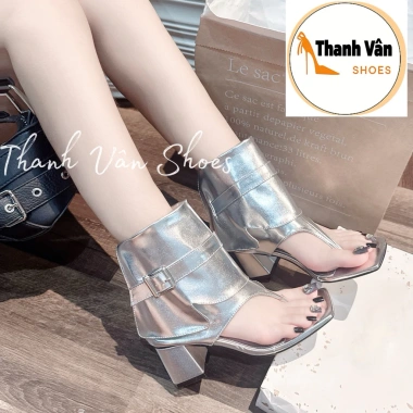 Boot kẹp viền khoá đế vuông cao 5 phân - 3 màu, giá chỉ 240k, giảm 20% Mã D350