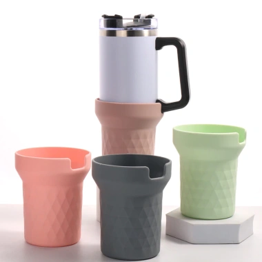 Boot silicon bảo vệ Stanley Quencher 30/40oz - Thiết kế phản quang kim cương 3D, chống trượt, giá ưu đãi 76.692₫ 2