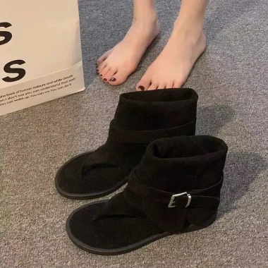 Bốt nữ xỏ ngón mùa hè da lộn QCCC đế bệt siêu nhẹ giảm sâu giá 170k