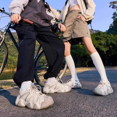 CAMEL CROWN SPORTS Giày Đi Bộ Đường Dài Nam Nữ Phong Cách Mới Giá 981.817 VND 7 CAMEL CROWN SPORTS Giày Đi Bộ Đường Dài Nam Nữ Phong Cách Mới Giá 981.817 VND 7