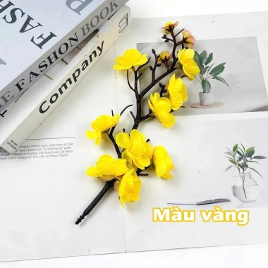 Cành đào trang trí Tết 2.026 LIVILUXE – Giỏ quà tháp bánh kẹo, giảm giá 25.000đ