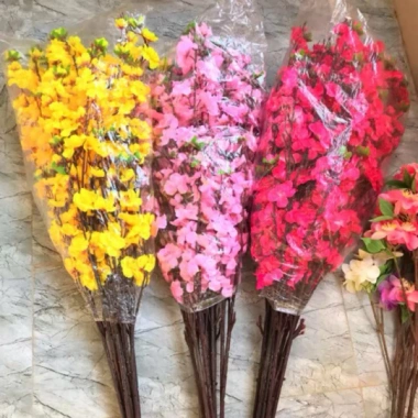 Cánh hoa anh đào giả đa màu sắc 100cm trang trí Tết cắm bình siêu đẹp giảm giá 24.000₫