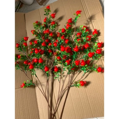Cành lựu 70cm 75 quả – size 2.5cm, 15 quả/1 cành, trang trí lễ tết, decor sự kiện – chỉ 50.000đ