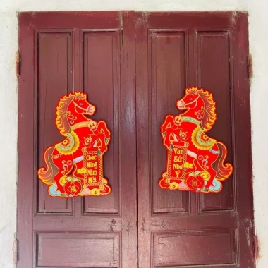 Cặp Hình Dán Ngựa Đỏ Truyền Thống 50cm Trang Trí Cửa Tết Bính Ngọ 2.026 Giá 55.000đ