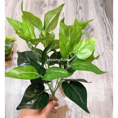 Cây giả decor 34cm 7 nhánh lá nhựa, giống thật 99% - Trang trí nội thất 17.200đ