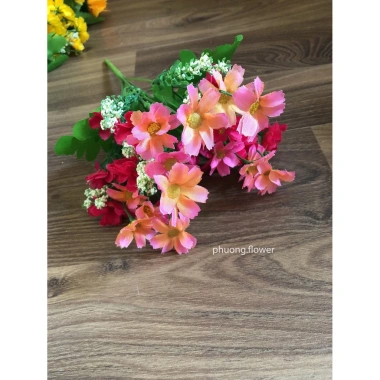 Cây Hoa Cúc Vải Lụa 28 Cánh Giả Nhân Tạo - Đạo Cụ cắm chụp ảnh cute Giá 19,500 6 Cây Hoa Cúc Vải Lụa 28 Cánh Giả Nhân Tạo - Đạo Cụ cắm chụp ảnh cute Giá 19,500 6