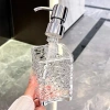 Chai chiết dầu gội sữa tắm + bình đựng nước rửa tay vân kim cương, chỉ 69.000đ 3