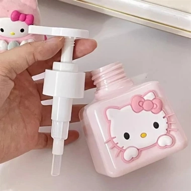 Chai chiết Hello Kitty màu hồng - Đựng nước rửa tay & sữa tắm, giá 36.000đ giảm 20%