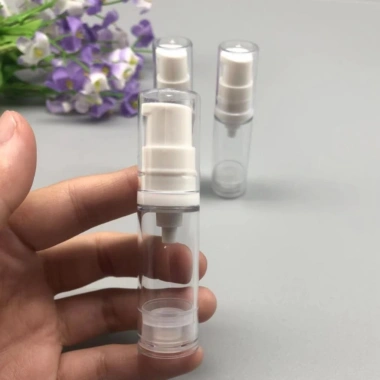 Chai chiết mỹ phẩm hút chân không 15ml 30ml 50ml - Lọ kem chống nắng, phun sương, giá 17.500 VND 2