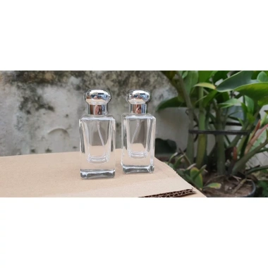 Chai chiết nước hoa rỗng 25-30ml nắp NẤM, đựng an toàn, dùng dễ, giá 16.000 VND 2 Chai chiết nước hoa rỗng 25-30ml nắp NẤM, đựng an toàn, dùng dễ, giá 16.000 VND 2