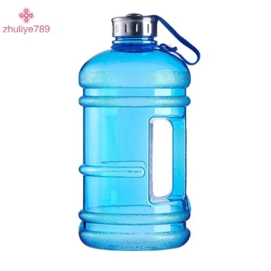 Chai nước PETG 2L cầm tay - Bình lắc thể thao, thích hợp tập gym, ngoài trời, giá 115k 10 Chai nước PETG 2L cầm tay - Bình lắc thể thao, thích hợp tập gym, ngoài trời, giá 115k 10