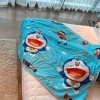 Chăn Gấp Gọn Nhẹ Hình Hoạt Hình Bé Đi Học, Xe Khách, Văn Phòng - Poly Giao Hoà 97.000₫ 8
