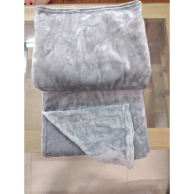 Chăn hai mặt nhung 1m6x2m đa màu – Văn phòng, bé đi học, ba mẹ đi làm, Giá 79.000đ