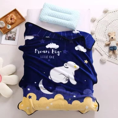 Chăn lông cho bé đi học, chăn tuyết vải nhung 1m x 1m4 - Giá ưu đãi 78.000 VND 9 Chăn lông cho bé đi học, chăn tuyết vải nhung 1m x 1m4 - Giá ưu đãi 78.000 VND 9