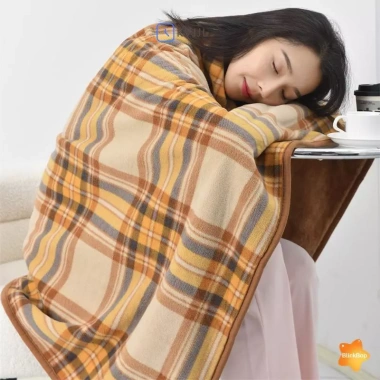 Chăn lông cừu kẻ sọc có nút đeo - ấm áp, phù hợp giường, sofa, du lịch - Giá 150.900đ
