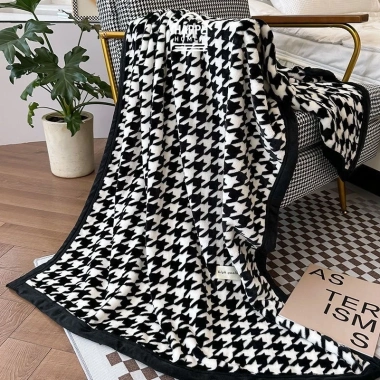 Chăn Lông Cừu San Hô Dày Dặn Thoáng Khí cho Sofa và Văn Phòng - HAPPY HOMLIV 189k