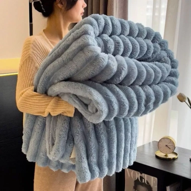 Chăn Lông Thỏ Cao Cấp 2 Lớp Mềm Mịn Giữ Nhiệt Nhập Khẩu Nguyên Chiếc Giá 199k 9