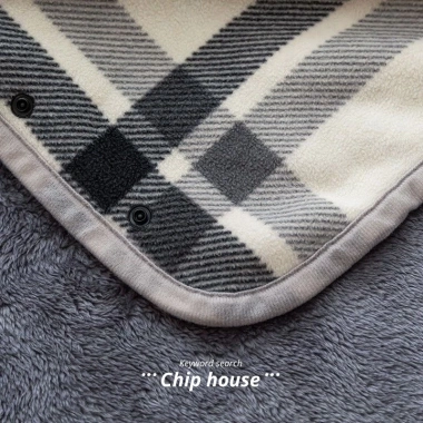 Chăn Ngủ Văn Phòng Lót Lông Cừu Áo Choàng 80x130cm Mềm Nhỏ Gọn Tiện Dụng Chip House 8