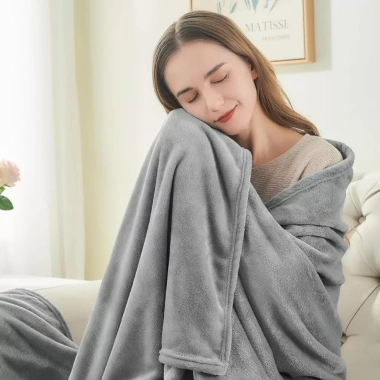 Chăn Tuyết Nhung Siêu Mềm 1.6KG, Mền Đắp Sofa Giường Văn Phòng Giữ Ấm Gọn Nhẹ
