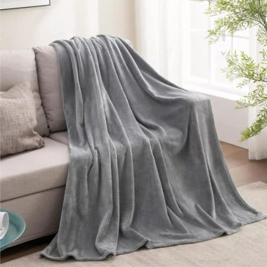 Chăn Tuyết Nhung Siêu Mềm 1.6KG, Mền Đắp Sofa Giường Văn Phòng Giữ Ấm Gọn Nhẹ