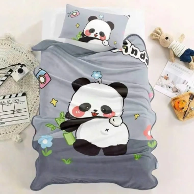 Chăn tuyết trẻ em 1mx1m4 hoạ tiết siêu xinh, giá ưu đãi 69.000đ cho bé đi học