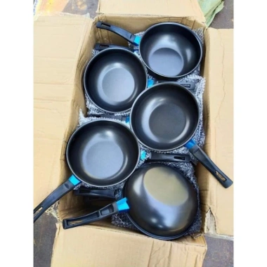 Chảo nhỏ chống dính mini sâu lòng 18cm - Siêu bám, giá ưu đãi 30.000 VND