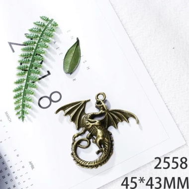 Charm đính vỏ hộ chiếu da cao cấp, khắc tên chủ nhân – Giá chỉ 5.000đ 9