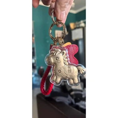 Charm Ngựa Vàng Bính Ngọ 2.026 Hộp Quà Tết - Móc Chìa Khóa Đẹp, Có Giấy Kiểm Định, Giá 89.000đ