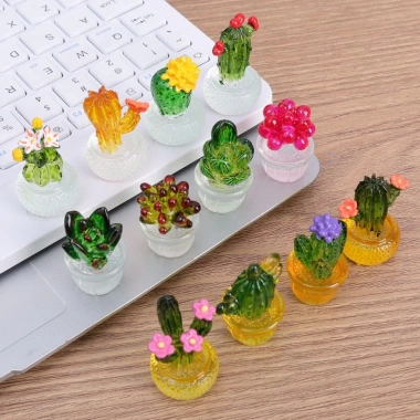Chậu Cây Xương Rồng Mini Nhựa Resin Trong Suốt Trang Trí Bàn Giá Ưu Đãi 38,500 VND