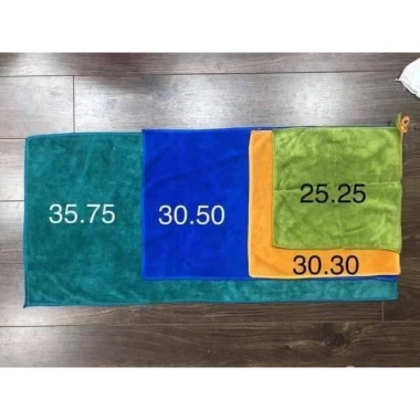 Combo 10 khăn lau microfiber 30x30cm đa năng – lau xe ô tô, nhà bếp, kính, không rụng lông, siêu thấm 69.000₫ 5