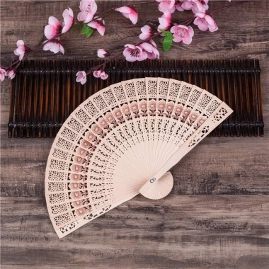 Combo 10 Quạt Gỗ Trang Trí - Giá Ưu Đãi 210.000 VNĐ - Thơm Mát, Thiết Kế Tinh Tế 5