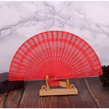 Combo 10 quạt gỗ và quạt màu trang trí - Giá chỉ 85.000 VND, tiết kiệm hơn 18% 5 Combo 10 quạt gỗ và quạt màu trang trí - Giá chỉ 85.000 VND, tiết kiệm hơn 18% 5