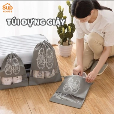 Combo 10 Túi Đựng Giày Dép Du Lịch Dây Rút Chống Bụi Bẩn Giá Tiết Kiệm 19.000₫ Combo 10 Túi Đựng Giày Dép Du Lịch Dây Rút Chống Bụi Bẩn Giá Tiết Kiệm 19.000₫