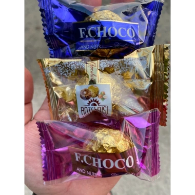Combo 1.000g Kẹo Socola Quả Cầu Vàng Royal Chocolate - Socola Hạt Dẻ Ngon Không Ngán, Giá 121.000₫ 3