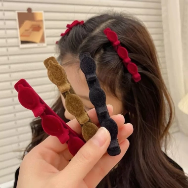 Combo 2 Kẹp Tóc Mini Lio Nhung Nơ Đỏ Đen Sang Trọng – Giá chỉ 12.000đ, Thời Trang Đi Chơi Tết 9