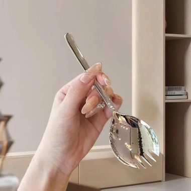 Combo 2 Muỗng Nĩa 2in1 Tiện Lợi Ăn Mì Bún Phở, Muỗng Trái Cây Độc Lạ Cán Dài