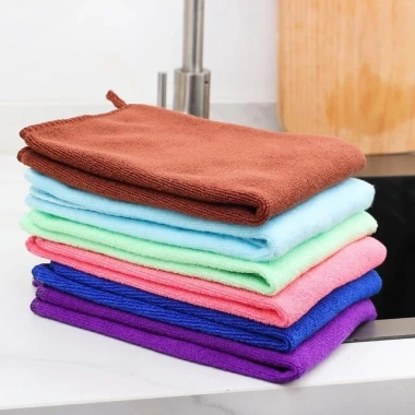 Combo 20 khăn vuông móc treo Microfiber mềm mịn, thấm hút cực tốt, chỉ 72.000₫ 3