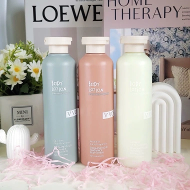 Combo 3 chai sữa dưỡng thể body lotion hương nước hoa 268ml - Dưỡng ẩm, nội địa, 39.900₫