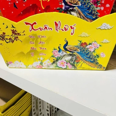 Combo 3 Giỏ Quà Tết 2.026 – Màng Co Đế Thuyền dày 3ly, Khay Thuyền Cứng Cáp, Hàng Đẹp 7 Combo 3 Giỏ Quà Tết 2.026 – Màng Co Đế Thuyền dày 3ly, Khay Thuyền Cứng Cáp, Hàng Đẹp 7