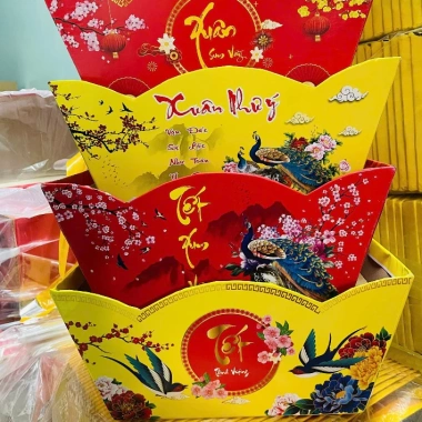 Combo 3 Giỏ Quà Tết 2.026 – Màng Co Đế Thuyền dày 3ly, Khay Thuyền Cứng Cáp, Hàng Đẹp 10 Combo 3 Giỏ Quà Tết 2.026 – Màng Co Đế Thuyền dày 3ly, Khay Thuyền Cứng Cáp, Hàng Đẹp 10