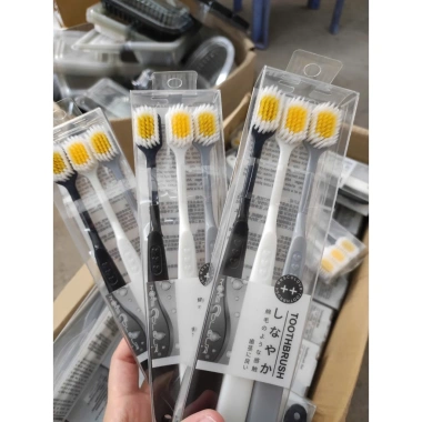 Combo 3 hộp Bàn chải đánh răng Nhật TOOTHBRUSH - Mềm mại kháng khuẩn, chỉ 8.500₫